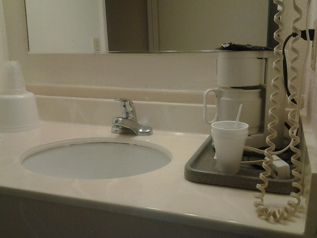 Budget Inn Туларе Екстер'єр фото
